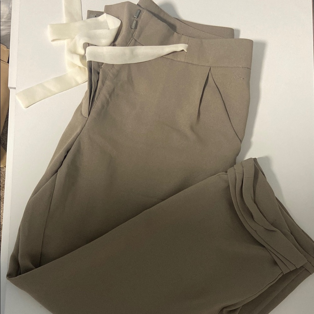 Stylish Tan Trousers with White Tie